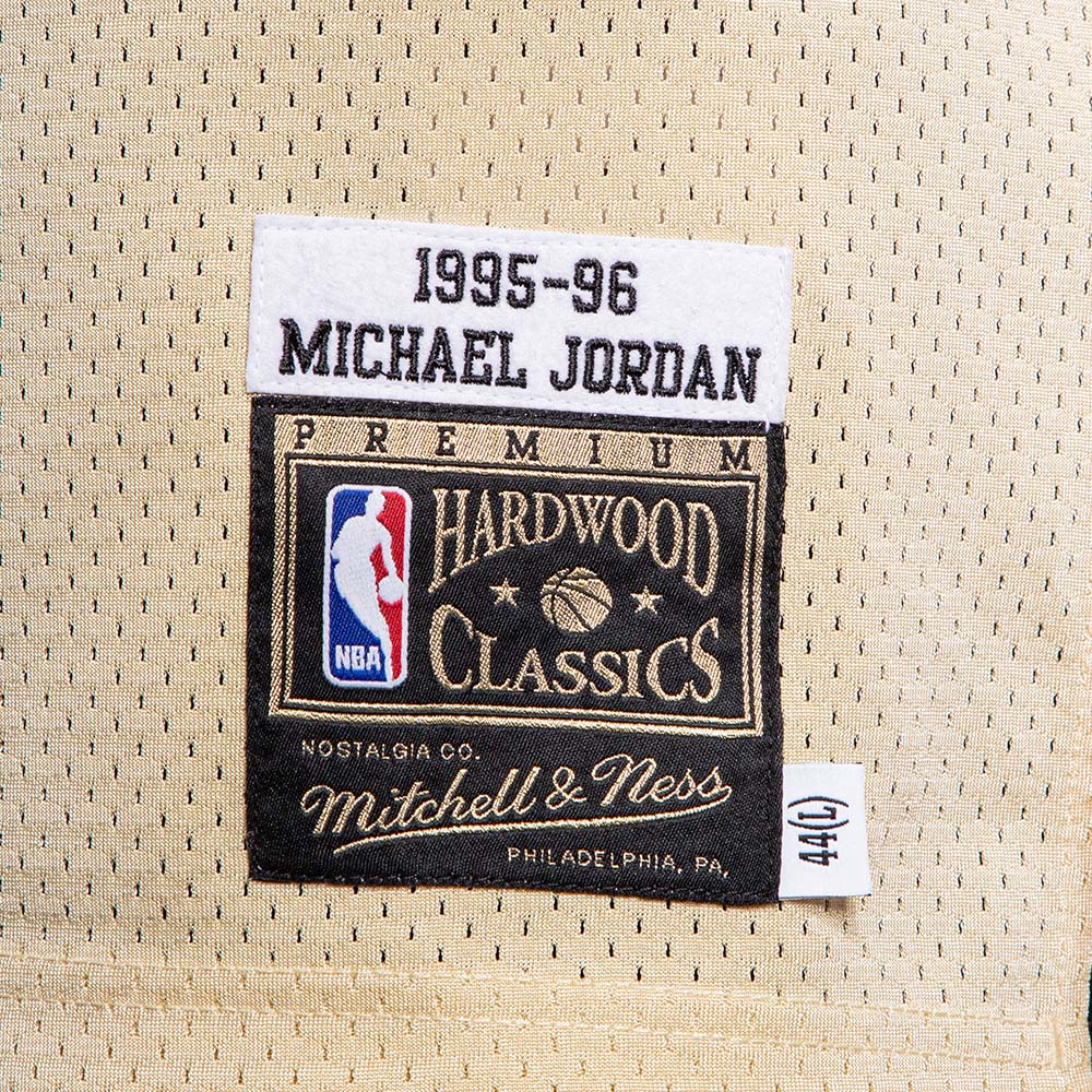 Polera Nba Gold Jersey Bulls 95 Mj Mitchell And Ness