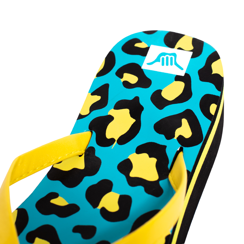 Sandalias hawaiana con plataforma mujer hang loose animal print celeste 