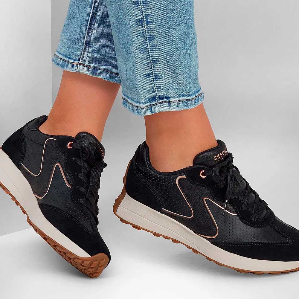 Zapatillas Urbanas Skechers Mujer Women's Gusto 177151-BLK