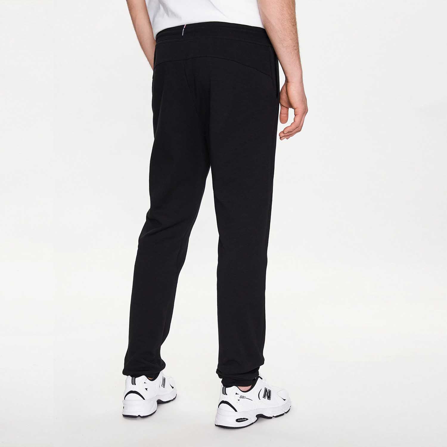 Jogger Negro Regular Fit Hombre Le Coq Sportif