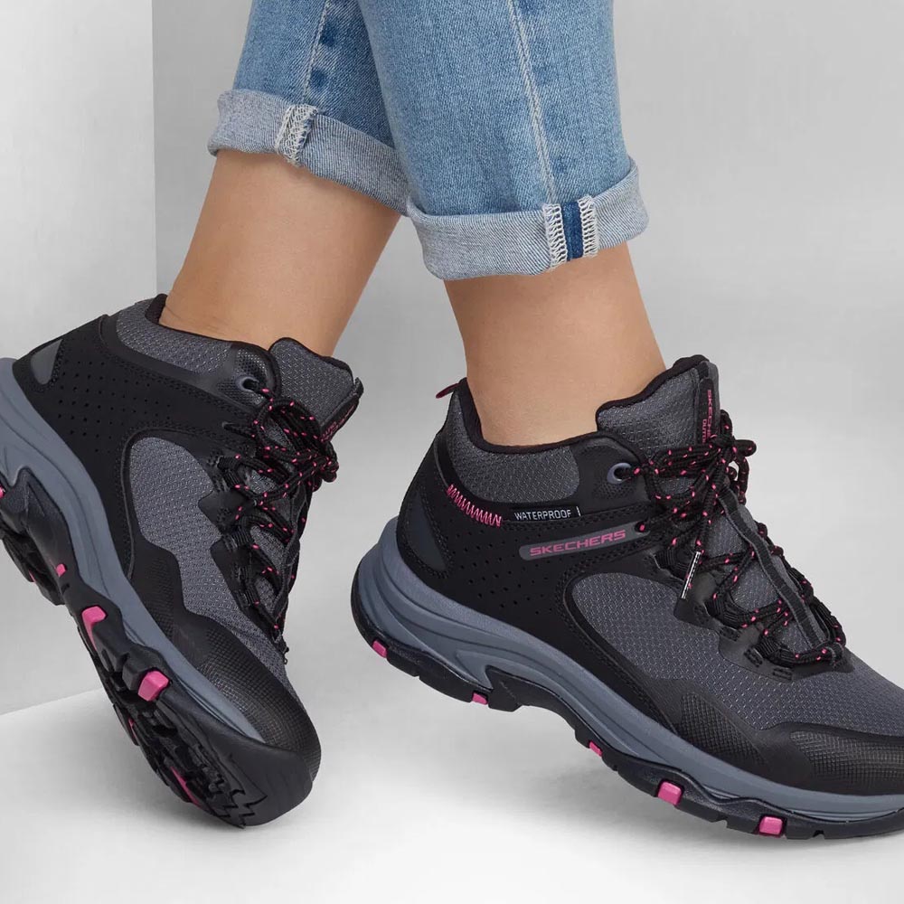 Zapatillas Outdoor Skechers Mujer Trego 180004-BKHP