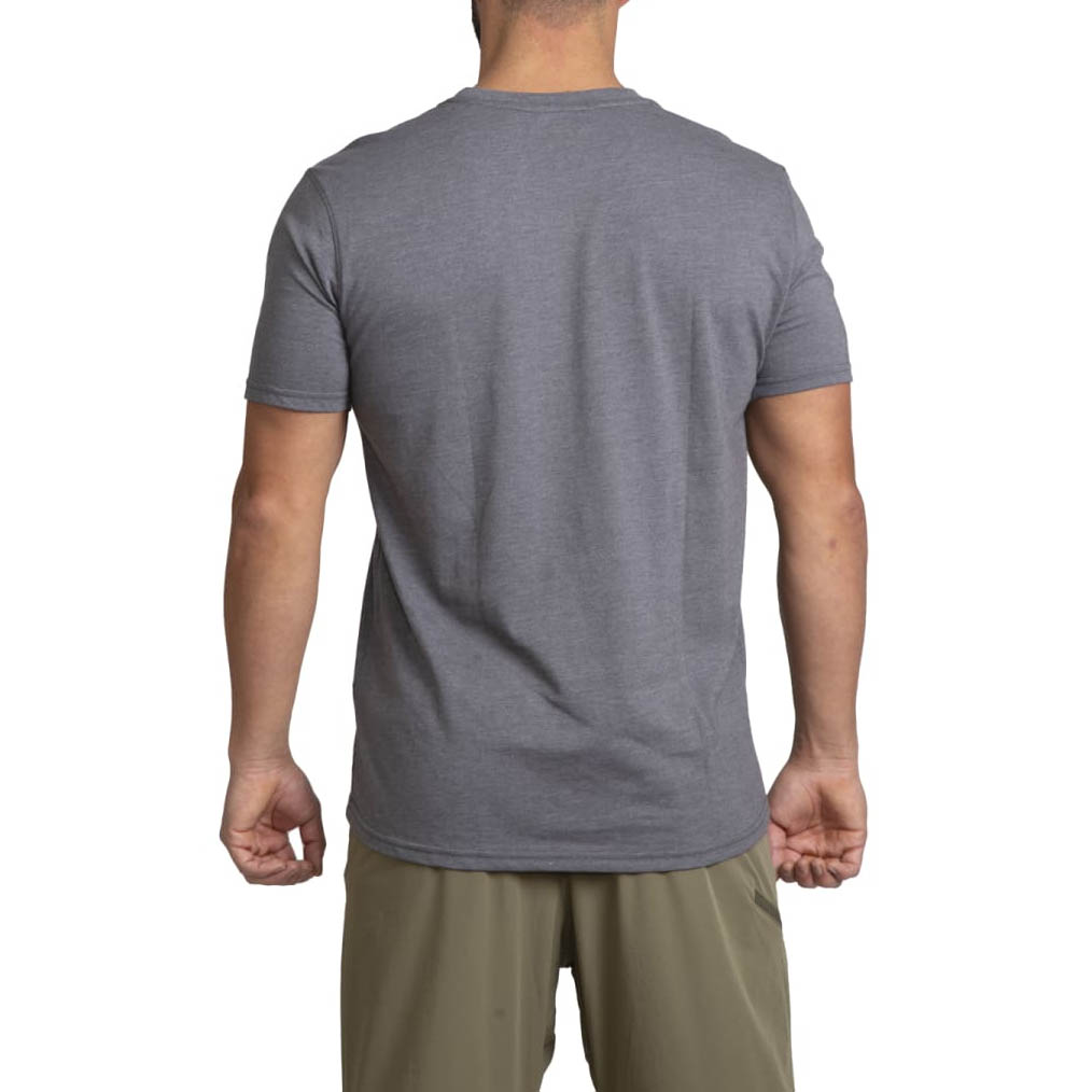 Polera Peak Performance Hombre Borka Gris Sombra