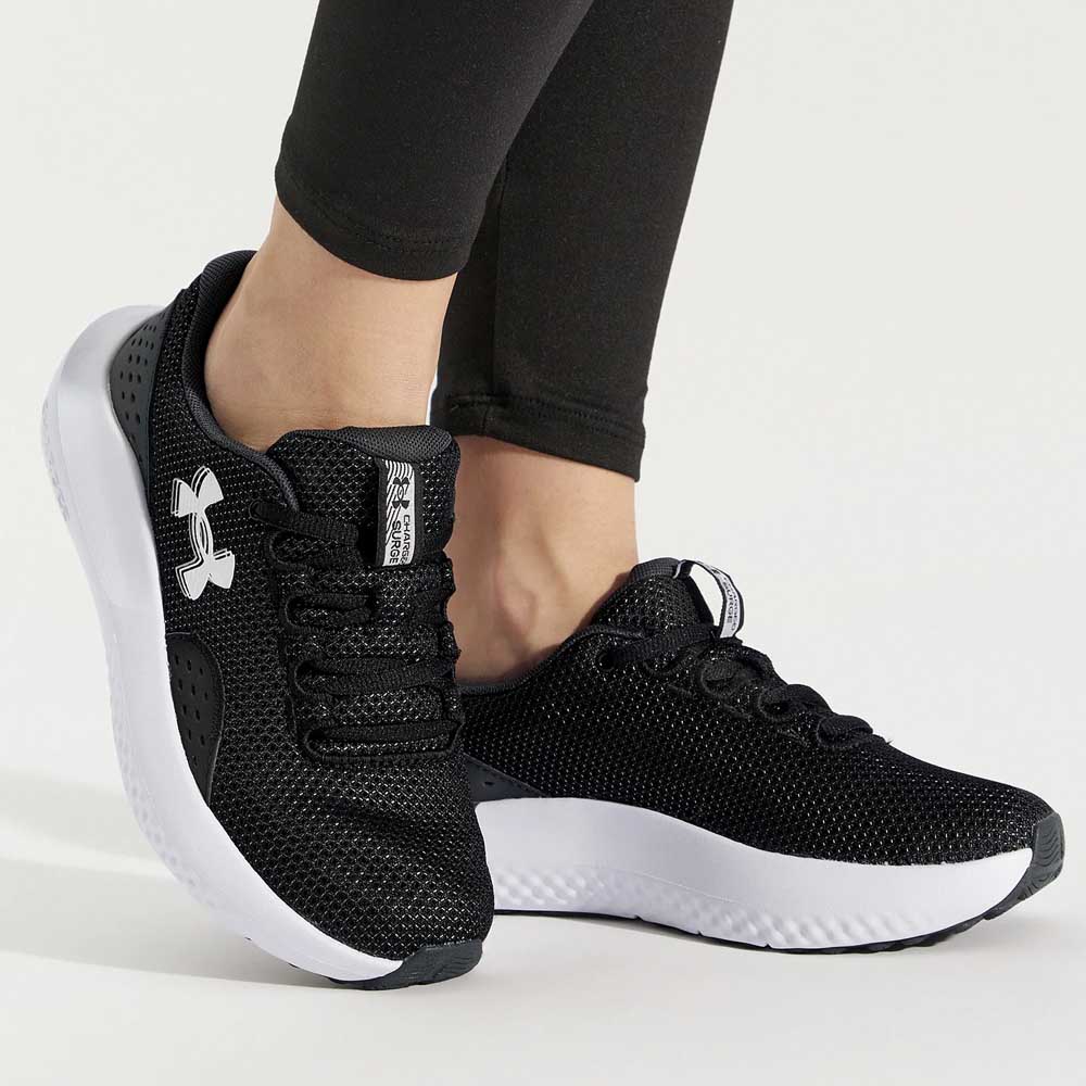 Zapatilla Running Mujer Under Armour Surge 4 Negro