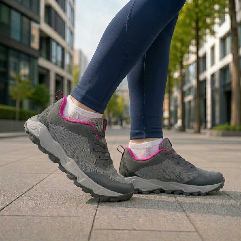 Zapatilla Running Trail Mujer Spalding ZFT2002 Gris