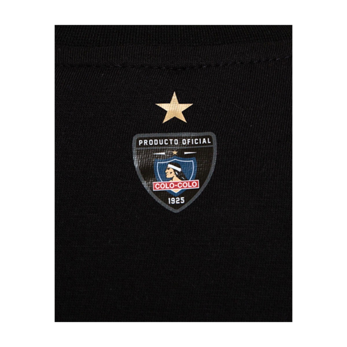 Polera Colo Colo Urbano Negra Escudo Plateado