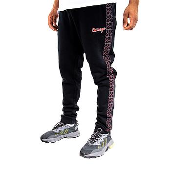 [BA3706-CBU-K-FKMBLK] Pantalón Jogger Chicago Bulls Desing Negro Mitchell And Ness (XL)