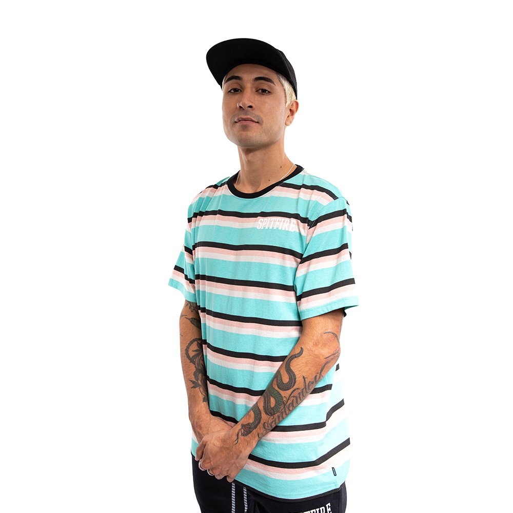 Polera manga corta hombre spitfire stripe to burn celeste